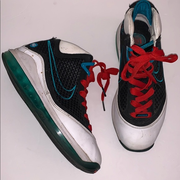 nike lebron james 23